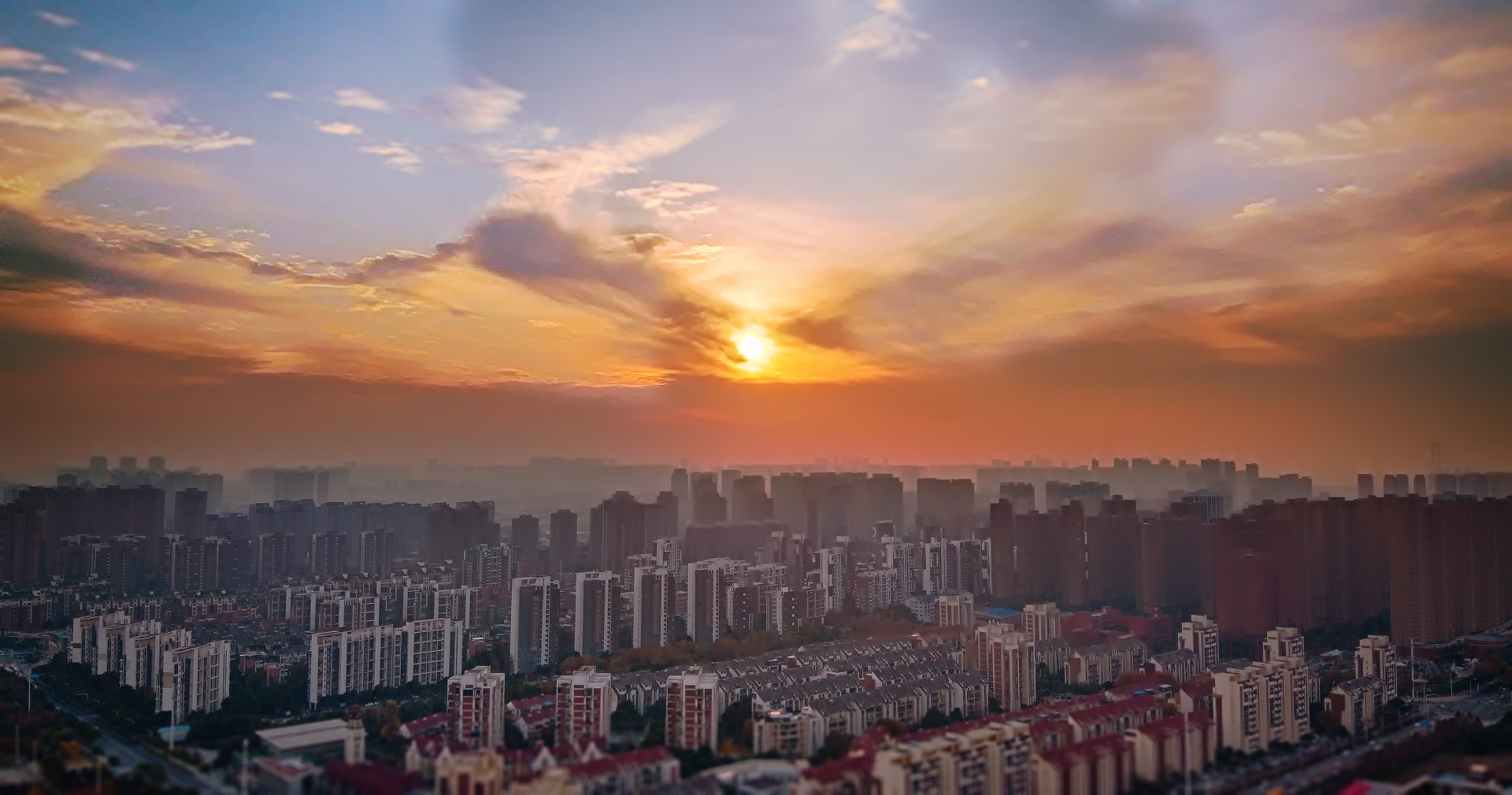Sunset_at_Wuhan_China_20191210.jpg